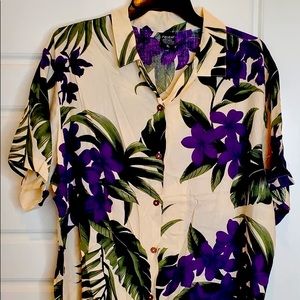 Hawaiian floral purple button shirt size XL